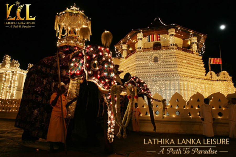 TEMPLE OF THE TOOTH – KANDY