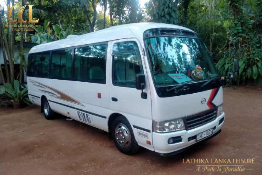 Bus 28 Seats
